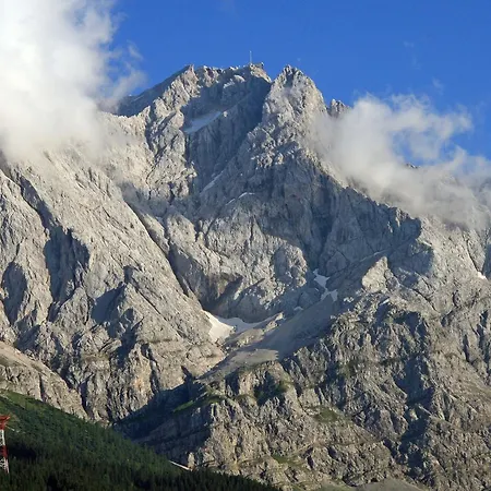 Отель Haus Diana 3*