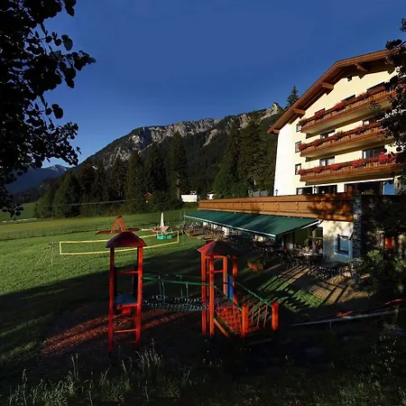 Отель Haus Diana